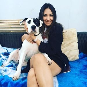 Meet your Posher, Laura